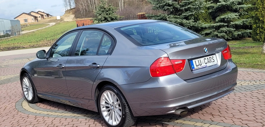 BMW Seria 3 cena 25900 przebieg: 236000, rok produkcji 2010 z Twardogóra małe 562